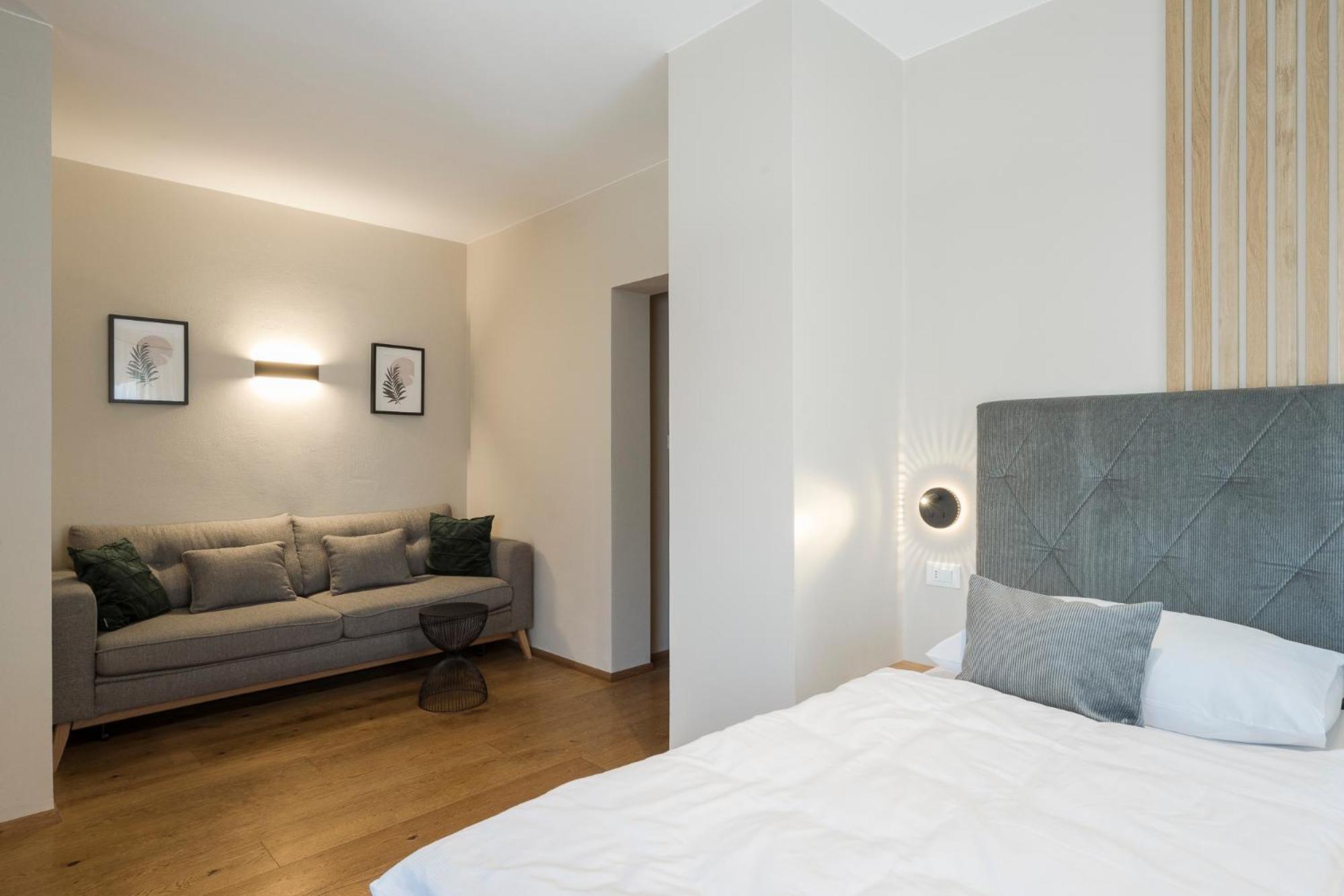 Boutique Hotel Wiesenhof - Adults Only Lana Exteriör bild