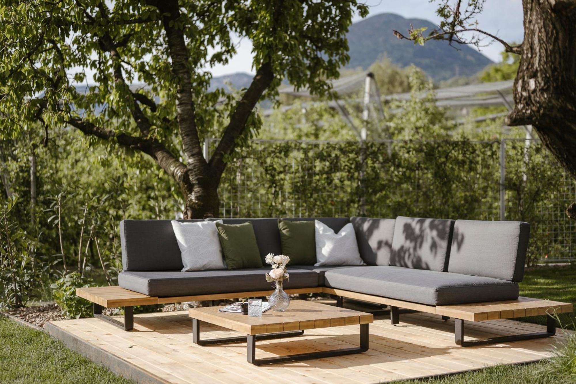 Boutique Hotel Wiesenhof - Adults Only Lana Exteriör bild